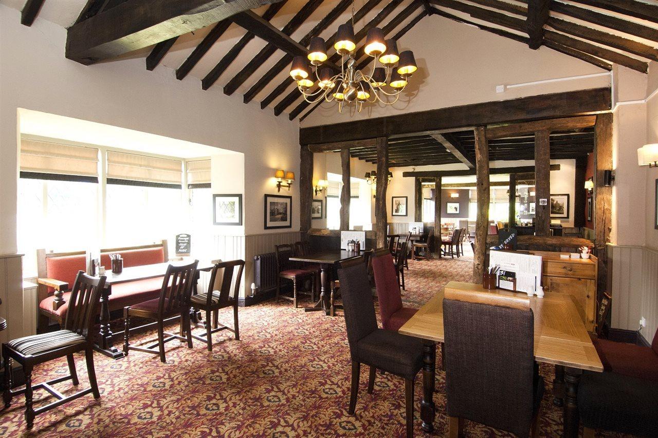 Premier Inn Premier Inn Silverstone 塞勒斯汉姆 外观 照片